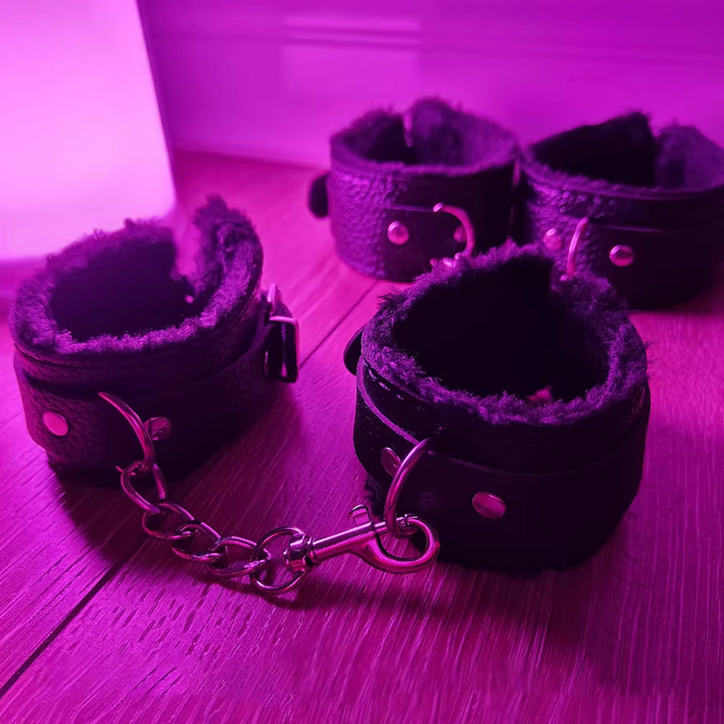 PU Leather and Furry Handcuffs Adjustable Buckle Shackle Cosplay Accessory