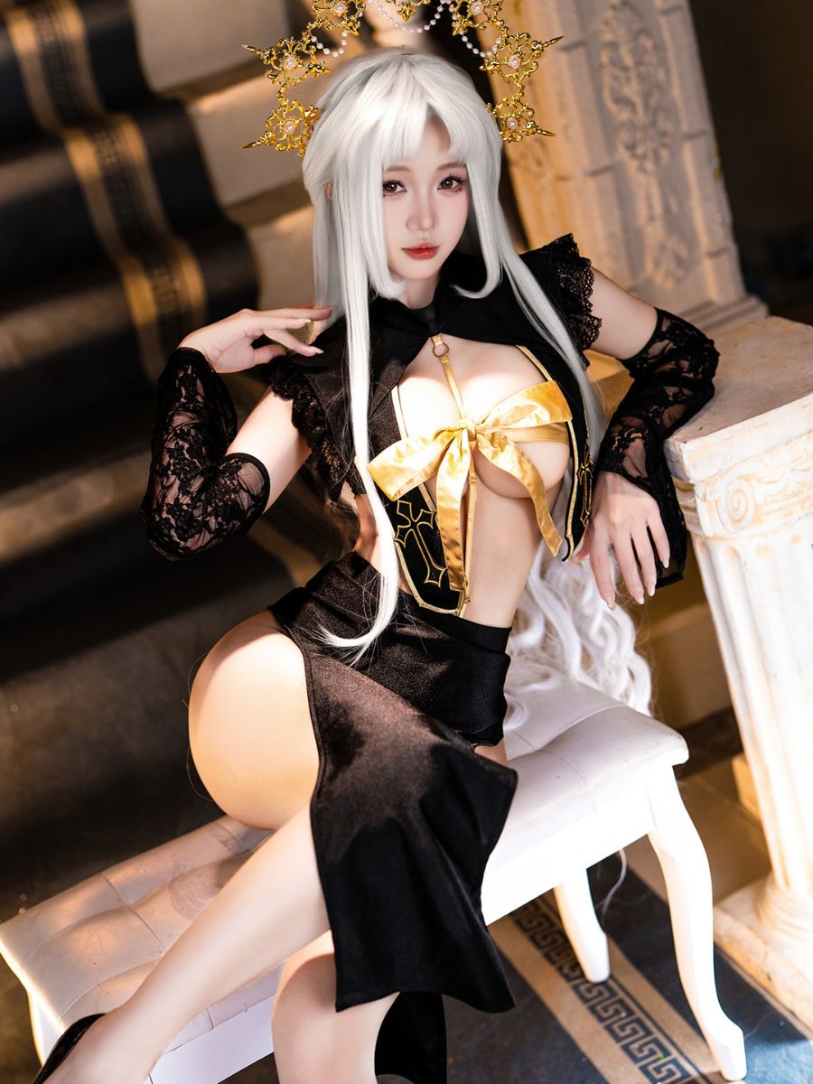Gothic Nun Cosplay Lingerie Set Open Cup Black High Slit Nun Costume