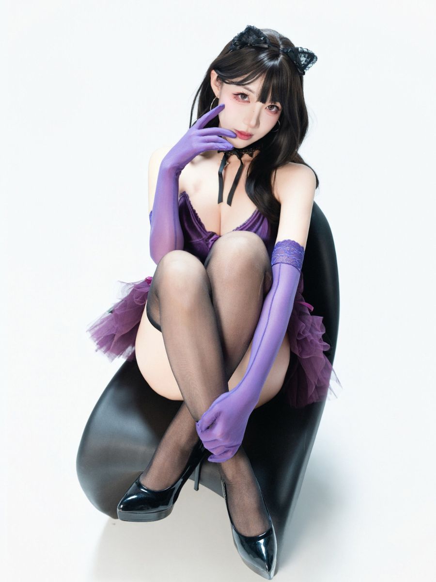 Gothic Cat Girl Cosplay Set Purple Strapless Lace Up Corset Top and Faux Leather Mini Skirt 