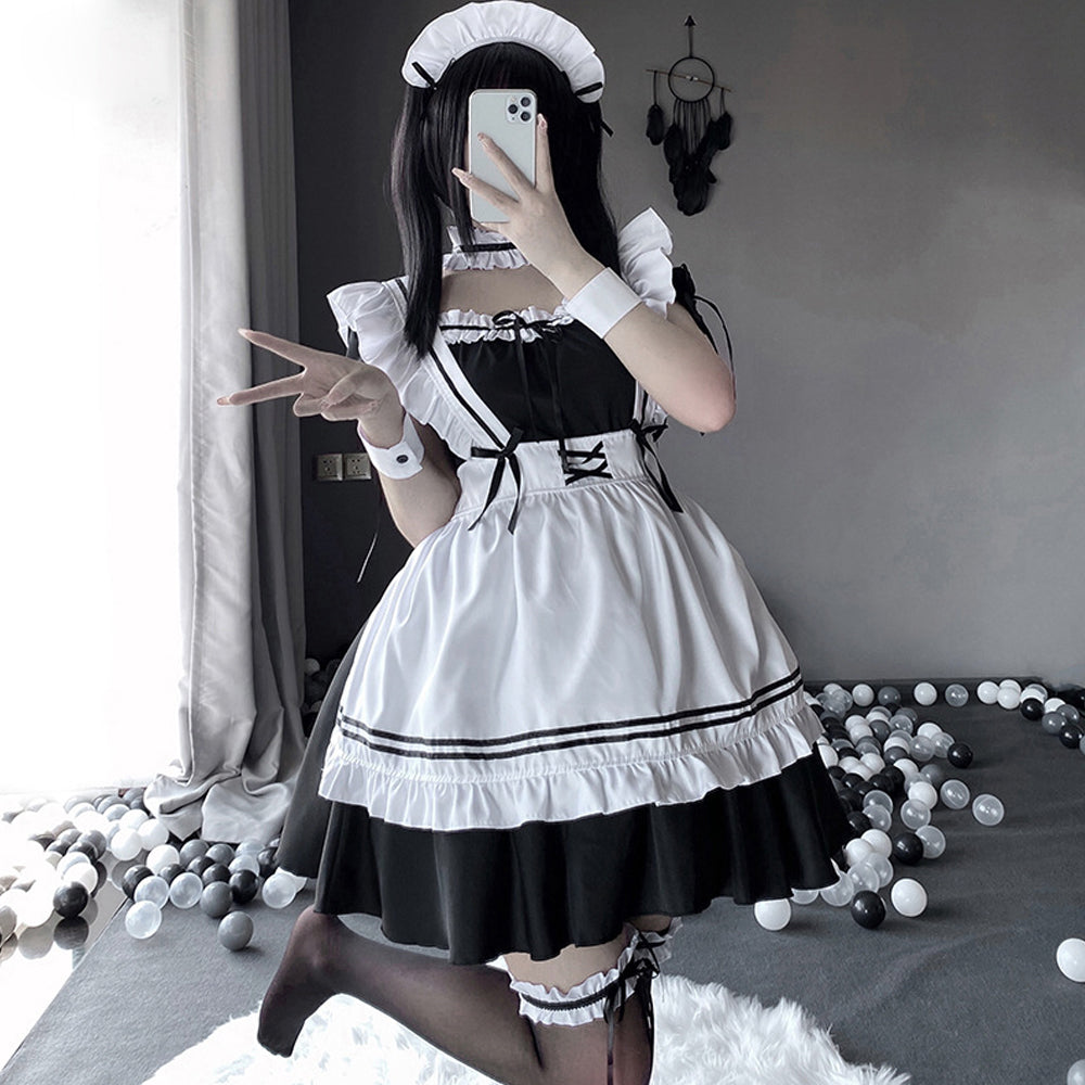 Cute Maid [Original] : r/animemaids