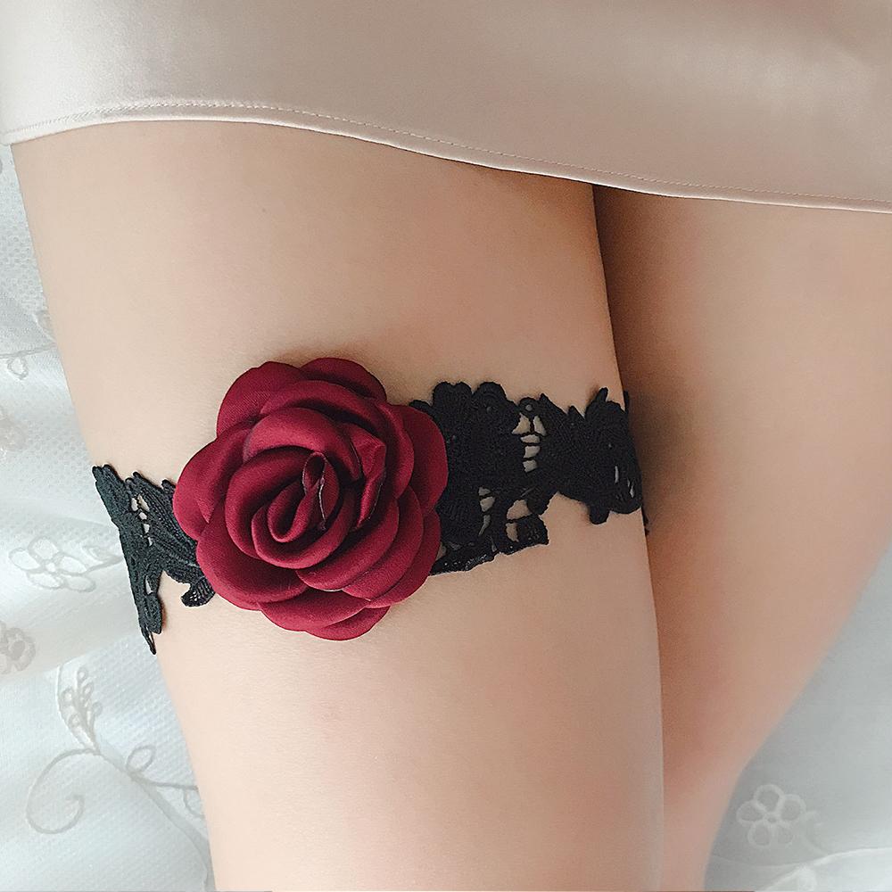 Wedding Garters Set Lace Bridal Garter Belt with Rhinestone Red Rose Leg Ring